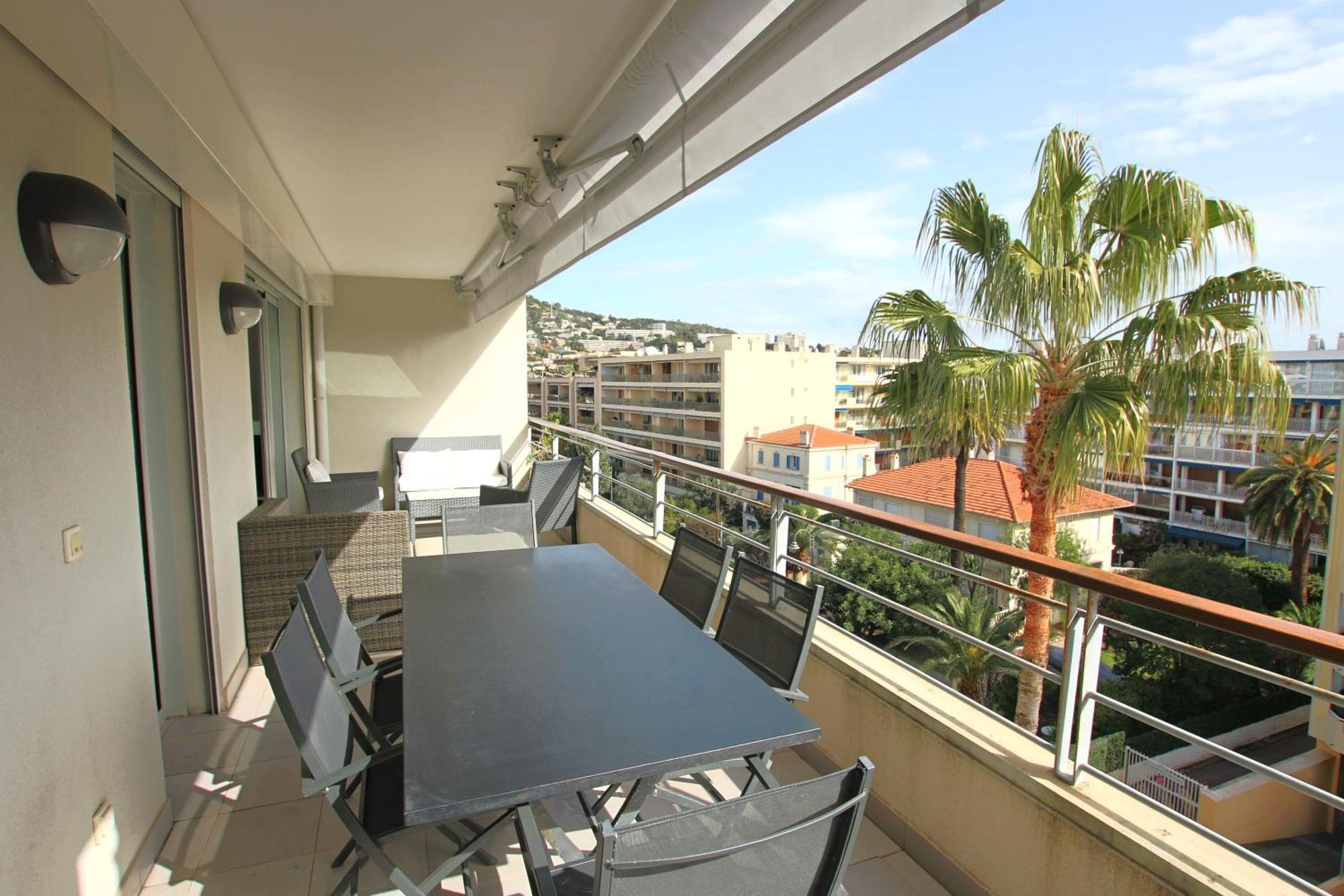 Fully Equipped Apartment With Large Terrace Lounge Area Cannes Ngoại thất bức ảnh